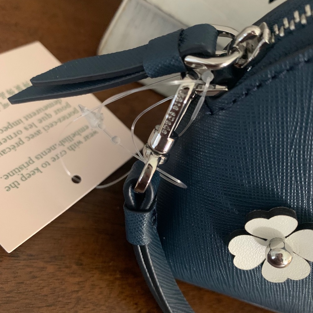 New Kate spade wirstlet💝 - Picture 3 of 6